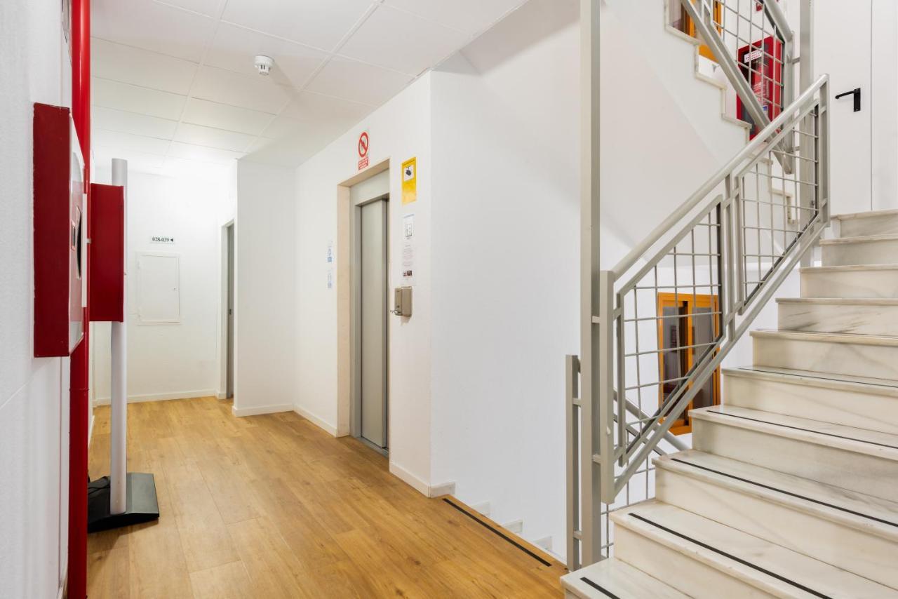 Micampus Bormujos Student Residence Apartment *